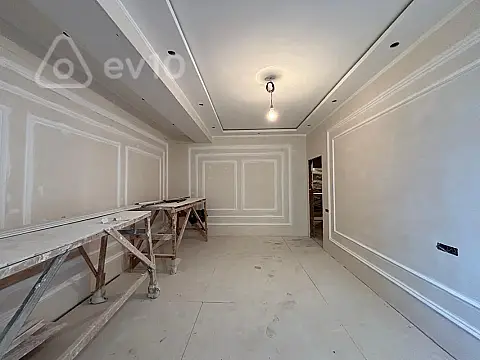 Satılır 2 otaqlı yeni tikili 85 m²