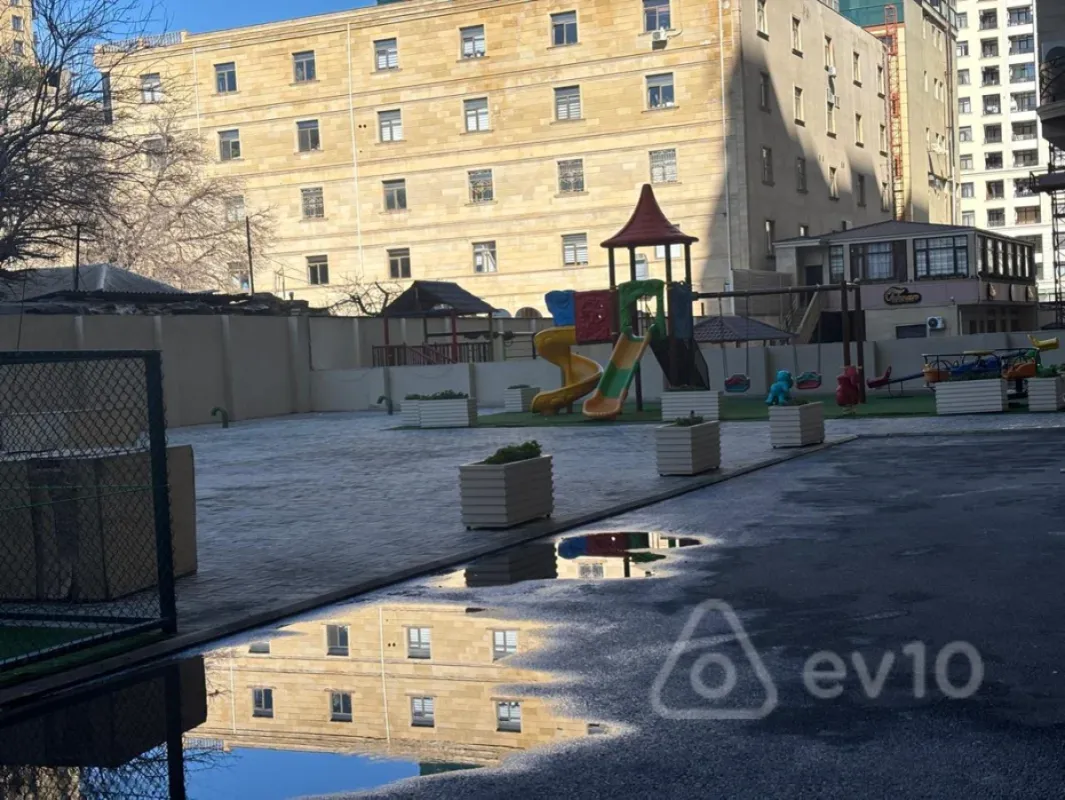 Satılır 2 otaqlı yeni tikili 85 m²