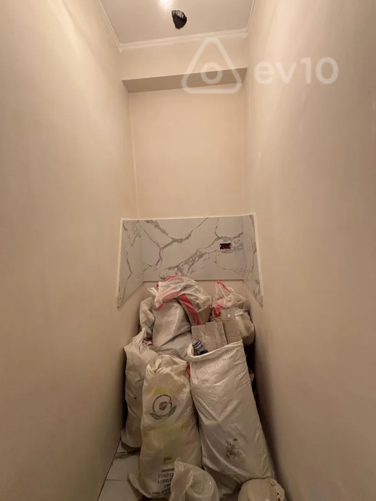 Satılır 2 otaqlı yeni tikili 85 m²