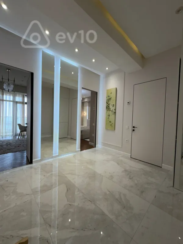 Kirayə verilir 3 otaqlı yeni tikili 110 m²