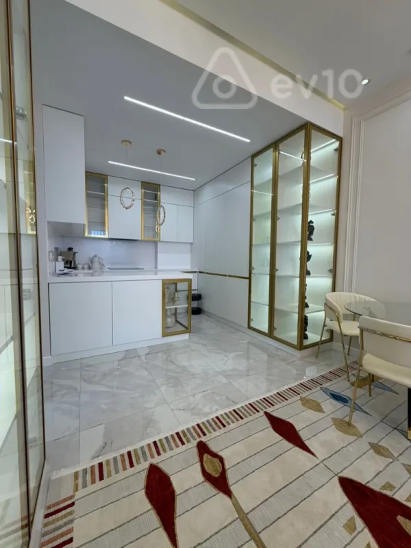 Kirayə verilir 3 otaqlı yeni tikili 110 m²