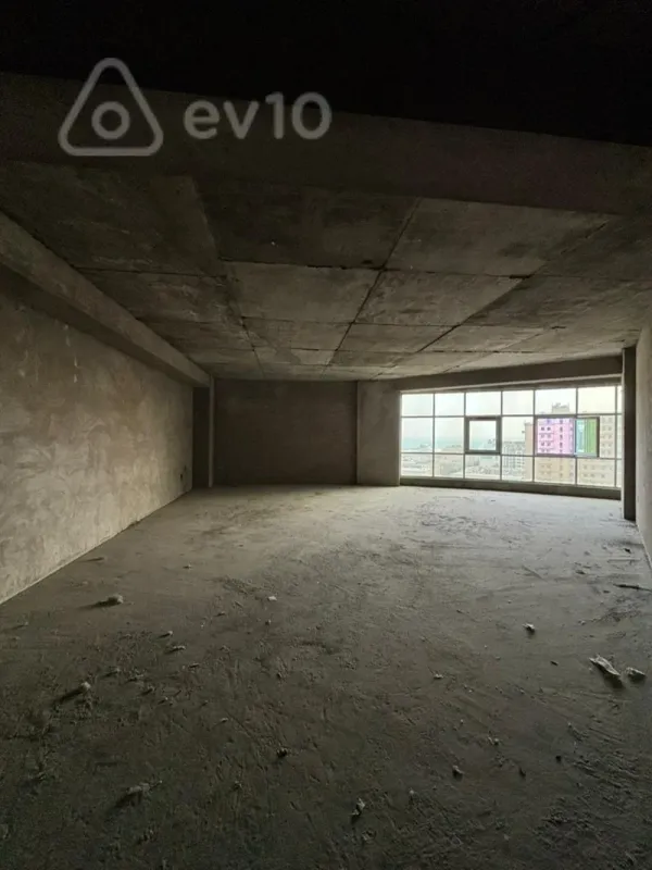 Satılır 4 otaqlı yeni tikili 230 m²