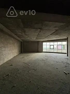 Satılır 4 otaqlı yeni tikili 230 m²