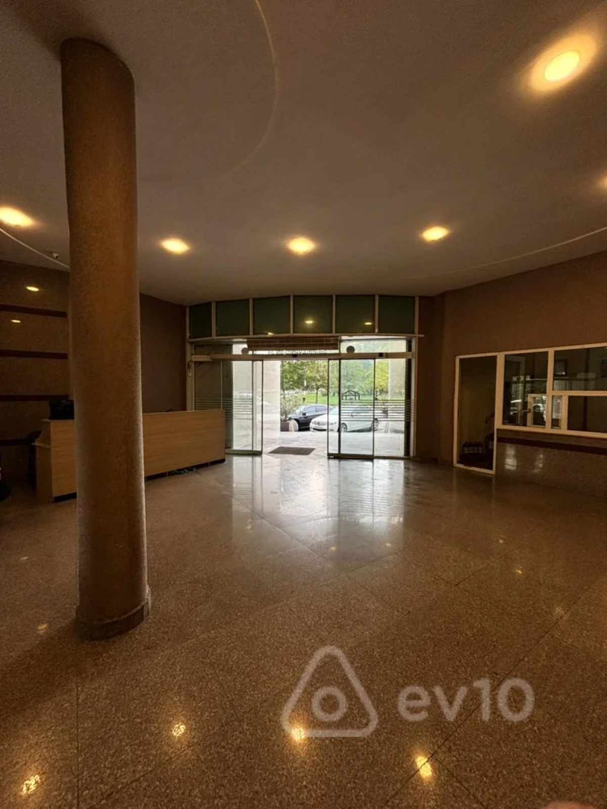 Satılır 4 otaqlı yeni tikili 230 m²