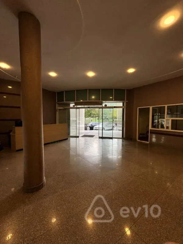 Satılır 4 otaqlı yeni tikili 230 m²