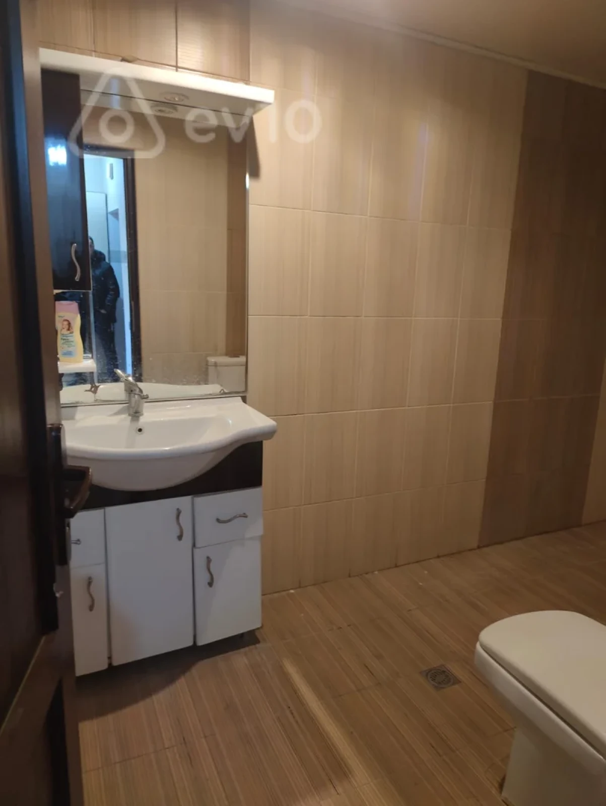Satılır 2 otaqlı yeni tikili 64 m²