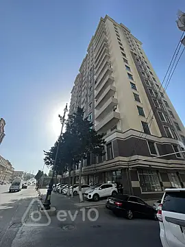 Satılır 3 otaqlı yeni tikili 100 m²