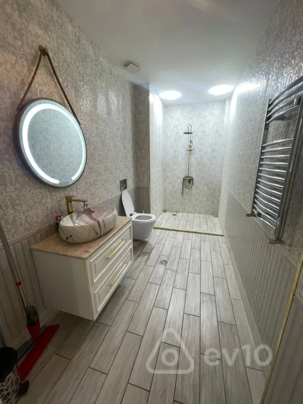 Satılır 3 otaqlı yeni tikili 100 m²