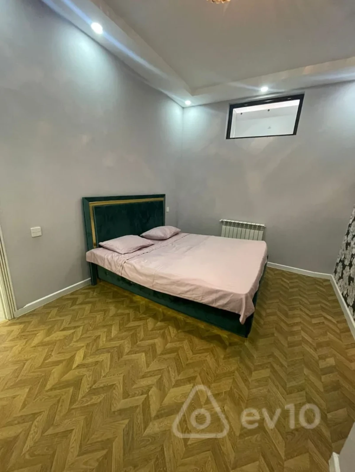 Satılır 3 otaqlı yeni tikili 100 m²