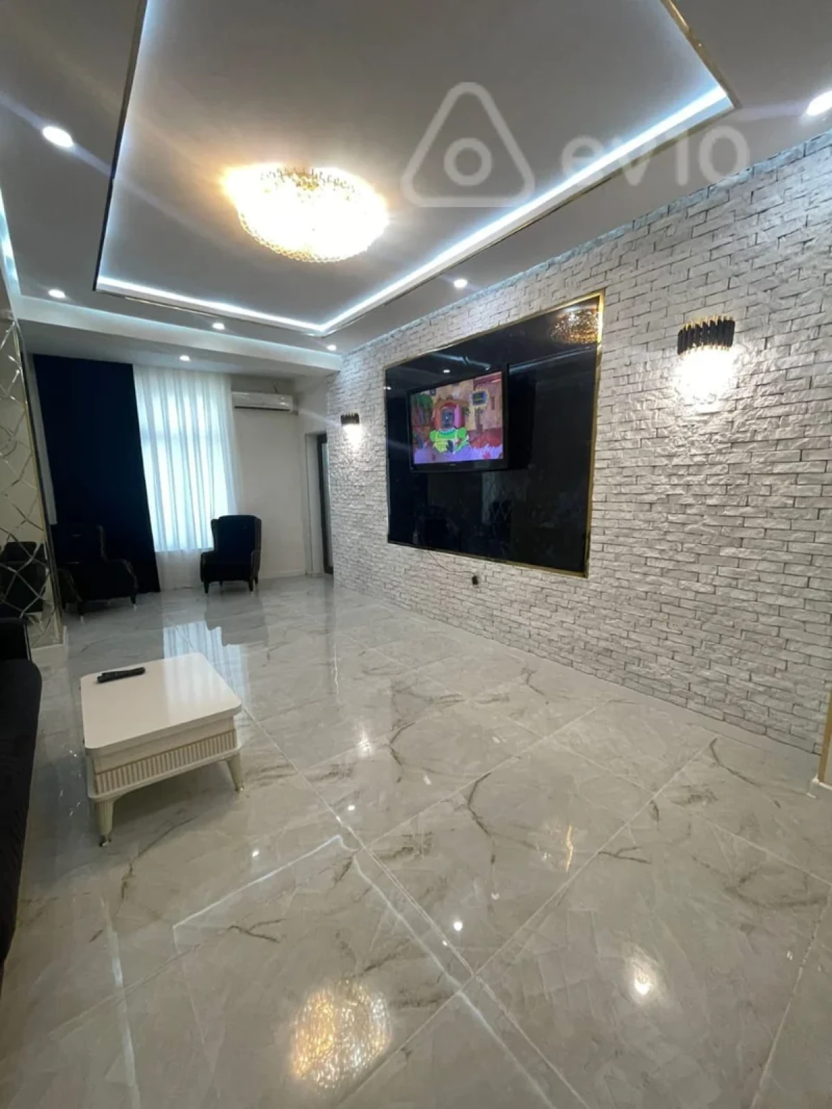 Satılır 3 otaqlı yeni tikili 100 m²