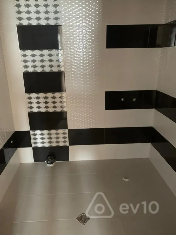 Satılır 4 otaqlı yeni tikili 237 m²