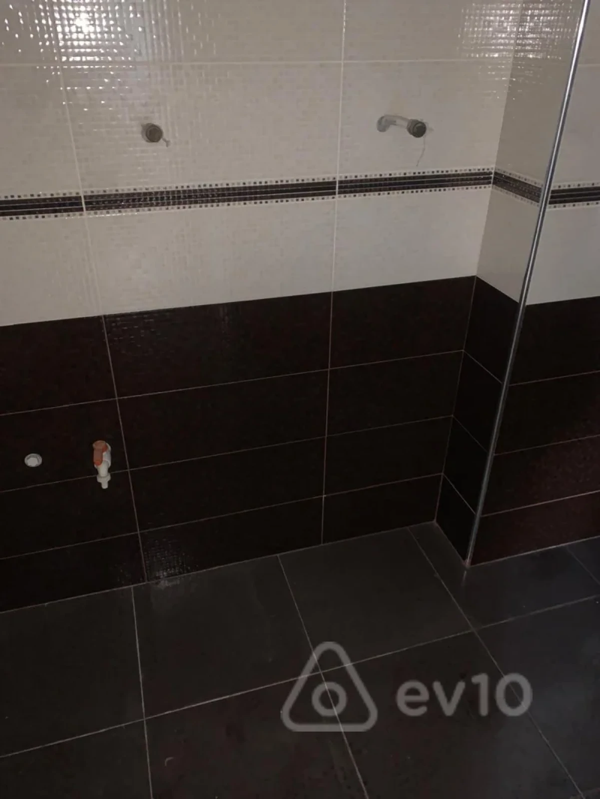 Satılır 4 otaqlı yeni tikili 237 m²