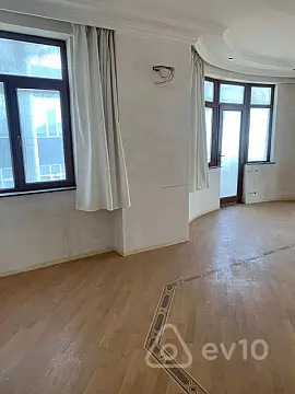 Satılır 4 otaqlı yeni tikili 237 m²