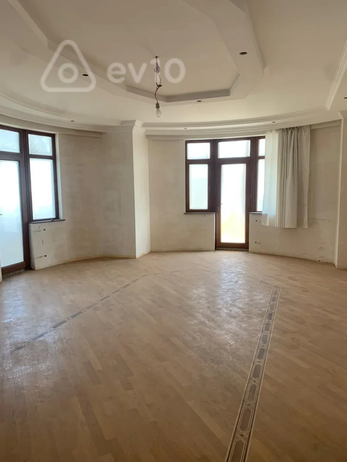 Satılır 4 otaqlı yeni tikili 237 m²