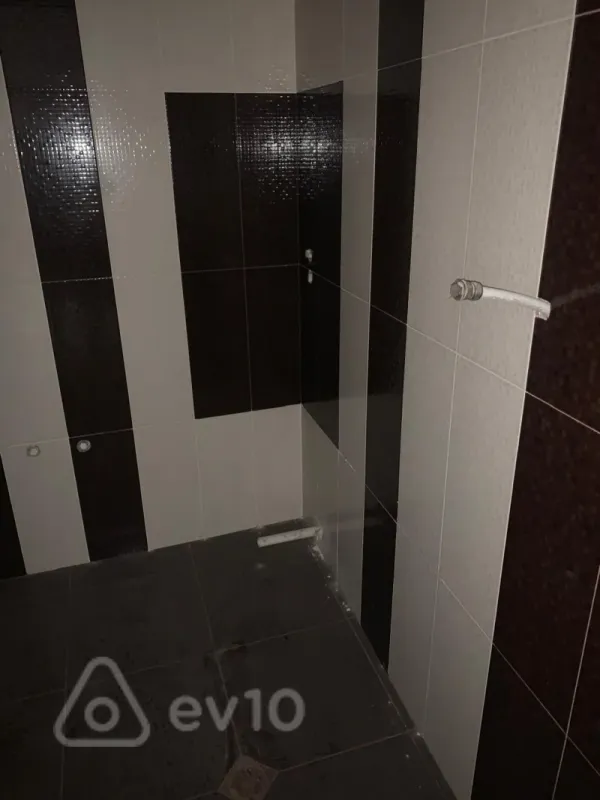 Satılır 4 otaqlı yeni tikili 237 m²