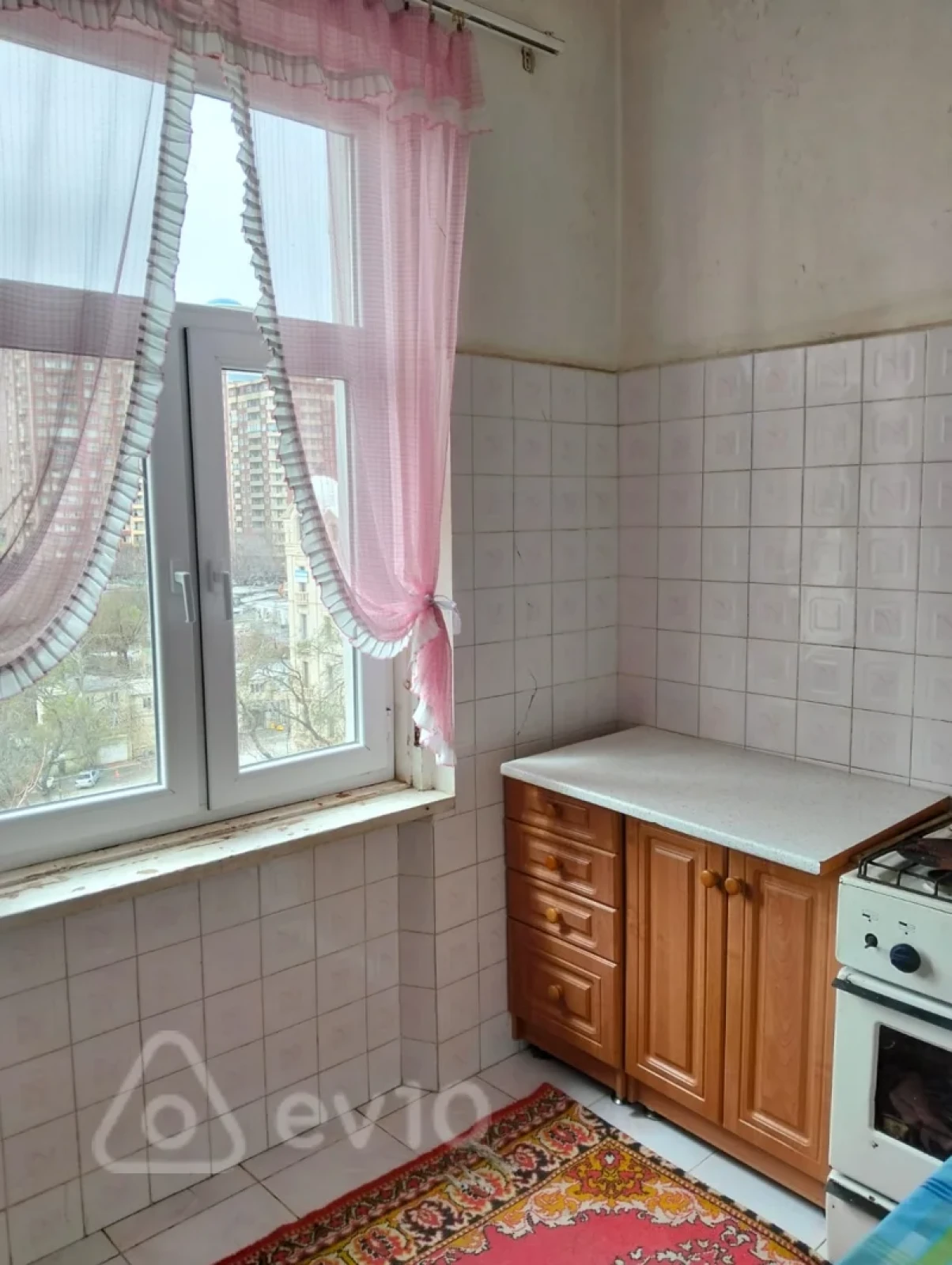 Satılır 2 otaqlı köhnə tikili 35 m²