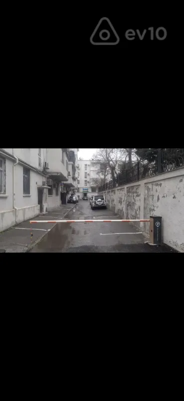 Satılır 2 otaqlı köhnə tikili 35 m²