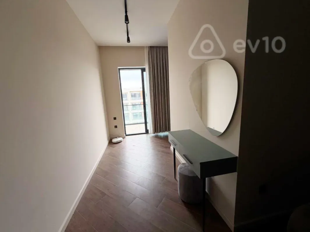 Satılır 2 otaqlı yeni tikili 57 m²