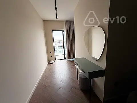 Satılır 2 otaqlı yeni tikili 57 m²