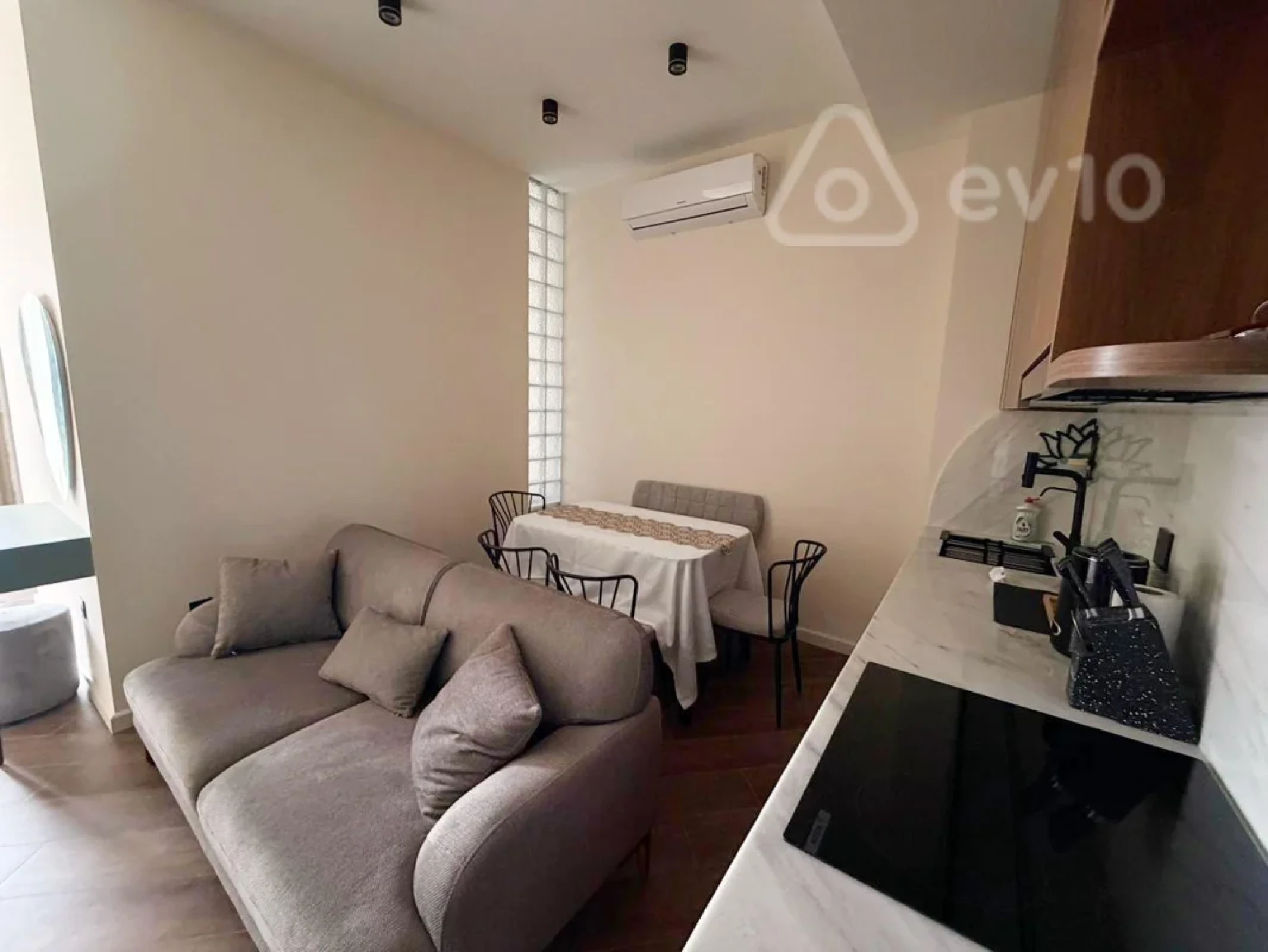 Satılır 2 otaqlı yeni tikili 57 m²