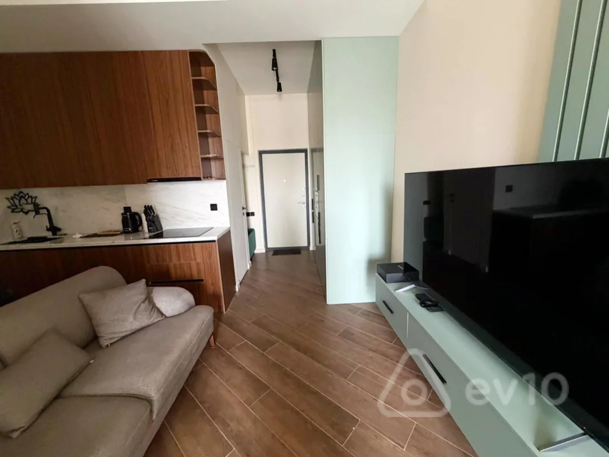 Satılır 2 otaqlı yeni tikili 57 m²