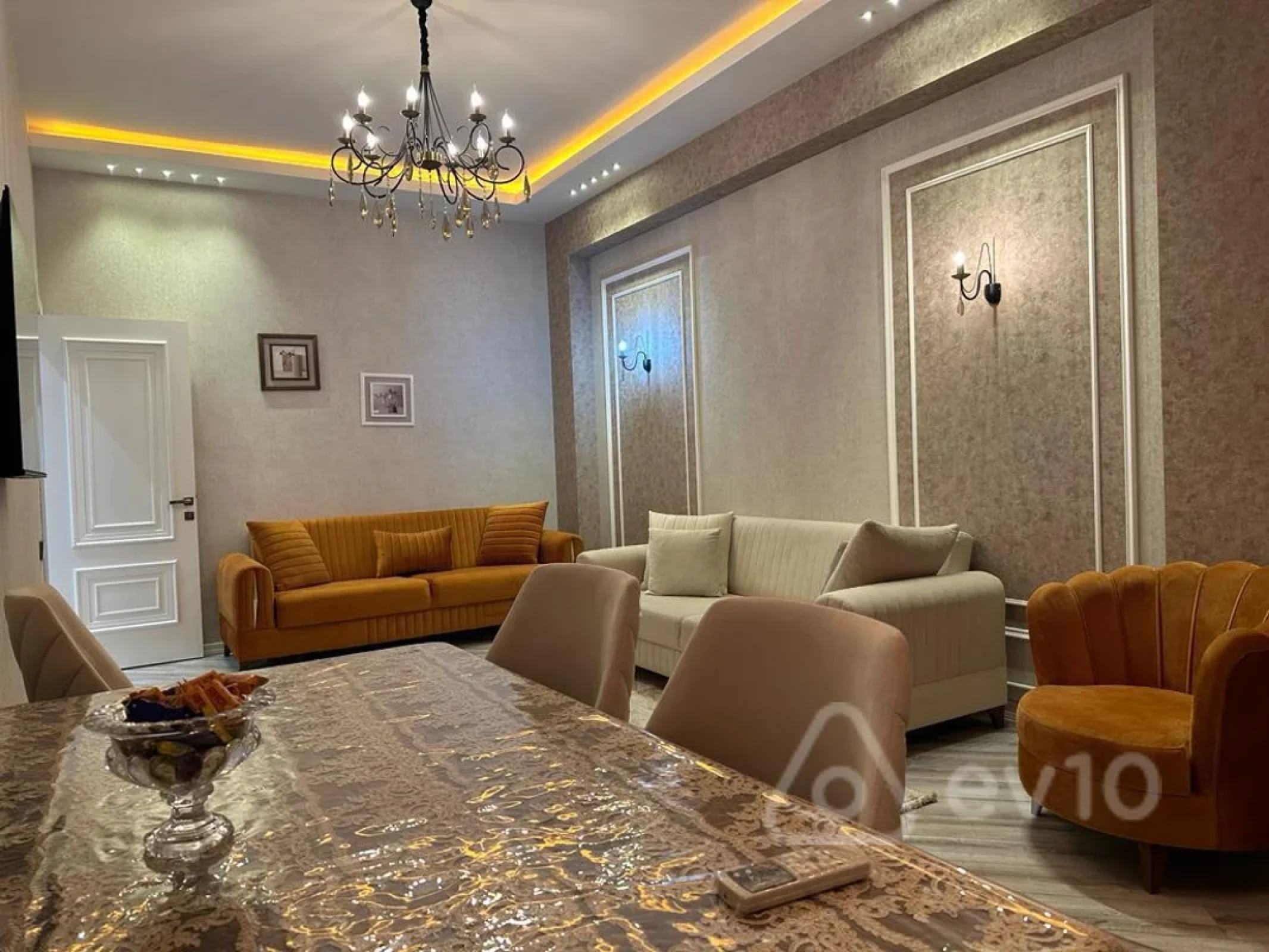 Kirayə verilir 2 otaqlı yeni tikili 80 m²