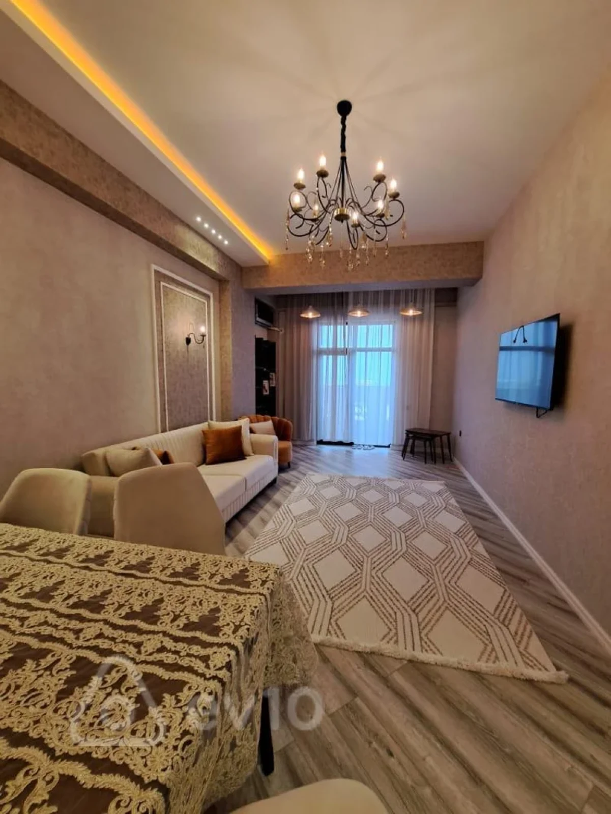 Kirayə verilir 2 otaqlı yeni tikili 80 m²