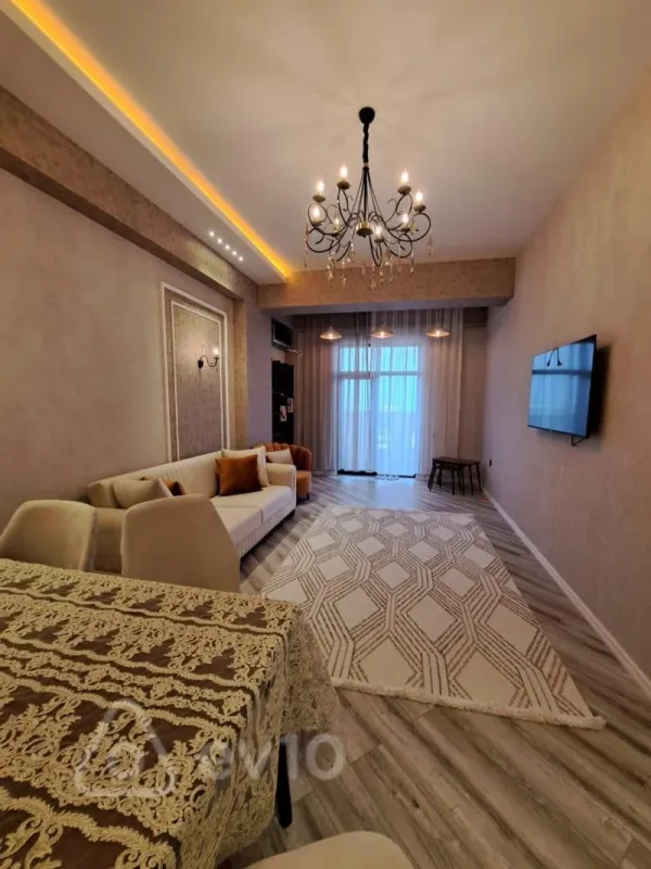 Kirayə verilir 2 otaqlı yeni tikili 80 m²