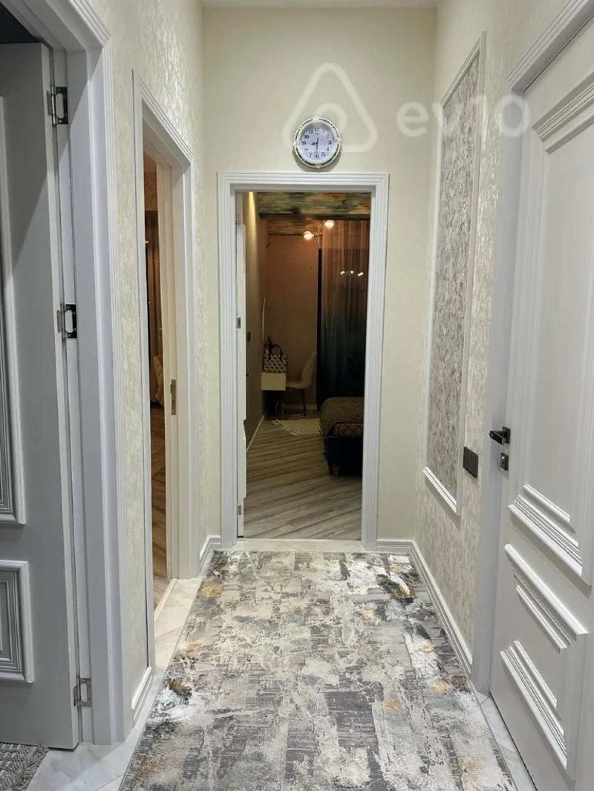 Kirayə verilir 2 otaqlı yeni tikili 80 m²