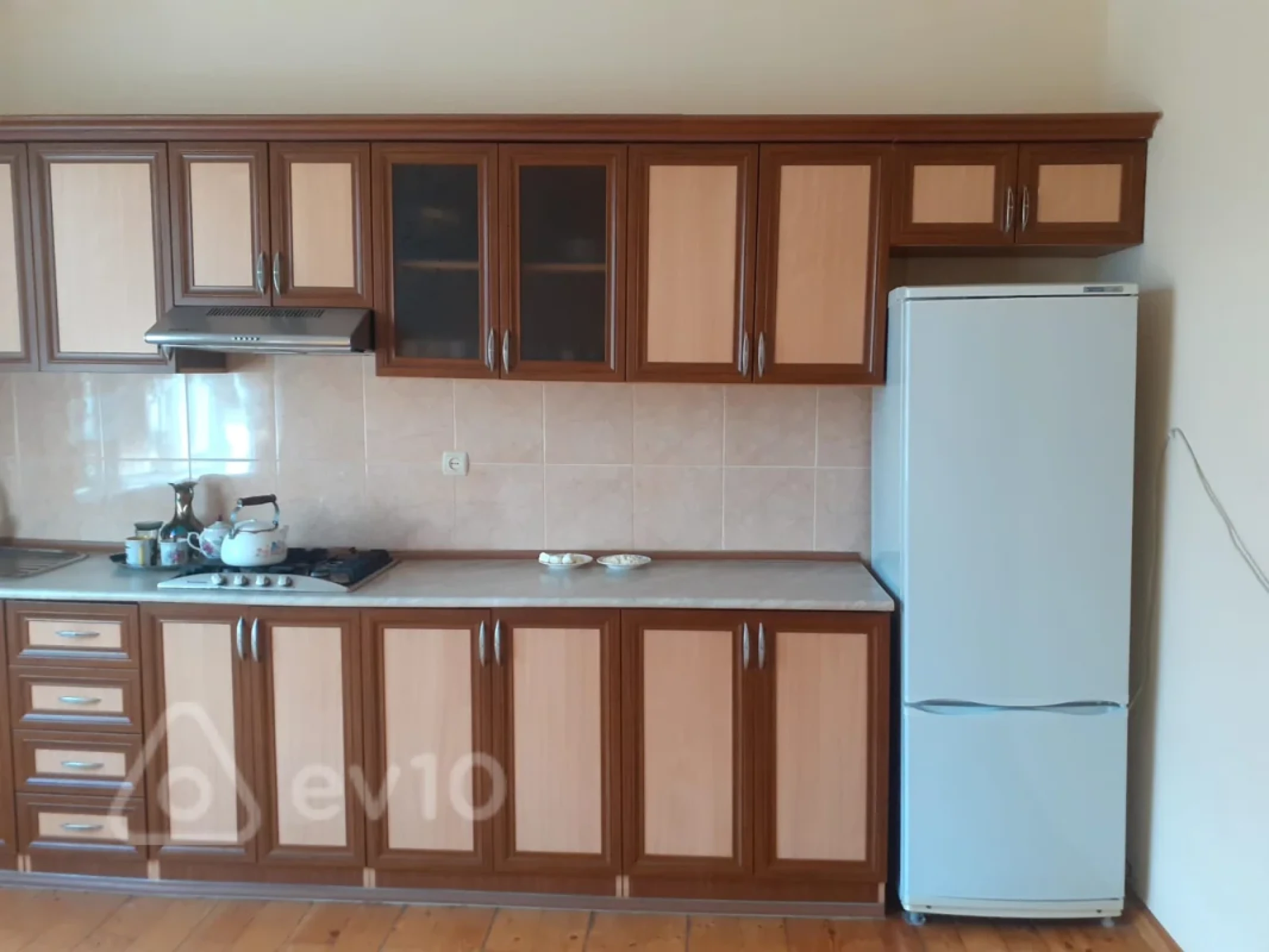 Satılır 4 otaqlı həyət evi 165 m²