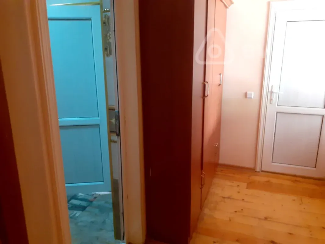 Satılır 4 otaqlı həyət evi 165 m²