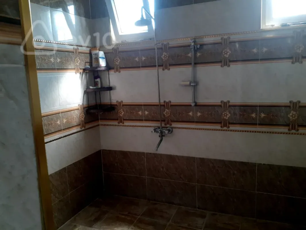Satılır 4 otaqlı həyət evi 165 m²