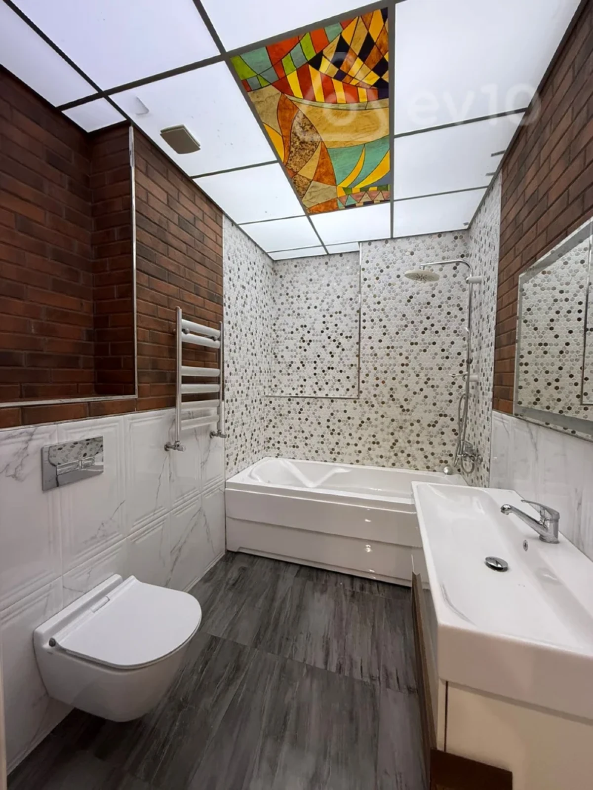 Satılır 3 otaqlı yeni tikili 117 m²