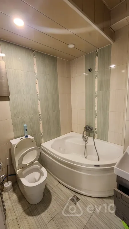 Kirayə verilir 2 otaqlı yeni tikili 60 m²