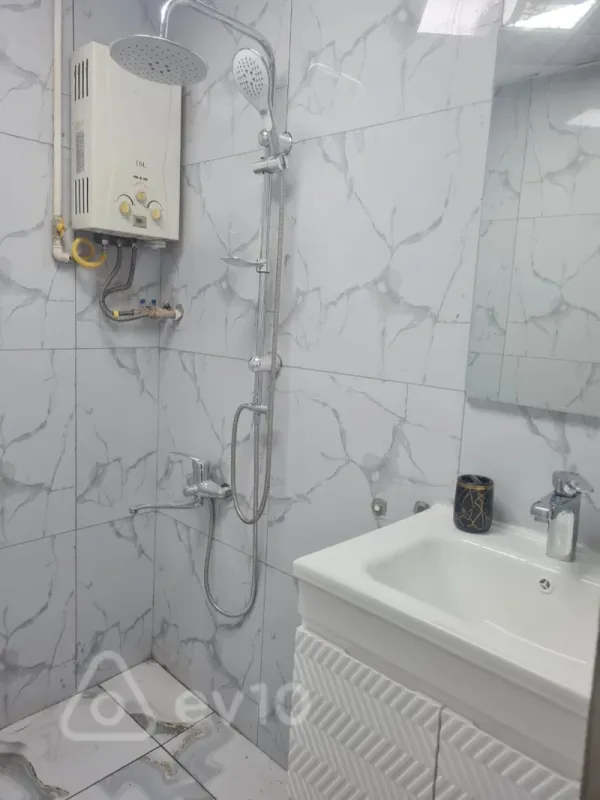 Satılır 2 otaqlı köhnə tikili 35 m²