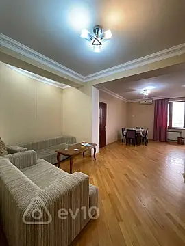Kirayə verilir 2 otaqlı köhnə tikili 75 m² — Bakı, Nərimanov 2 otaq 75.00 m²