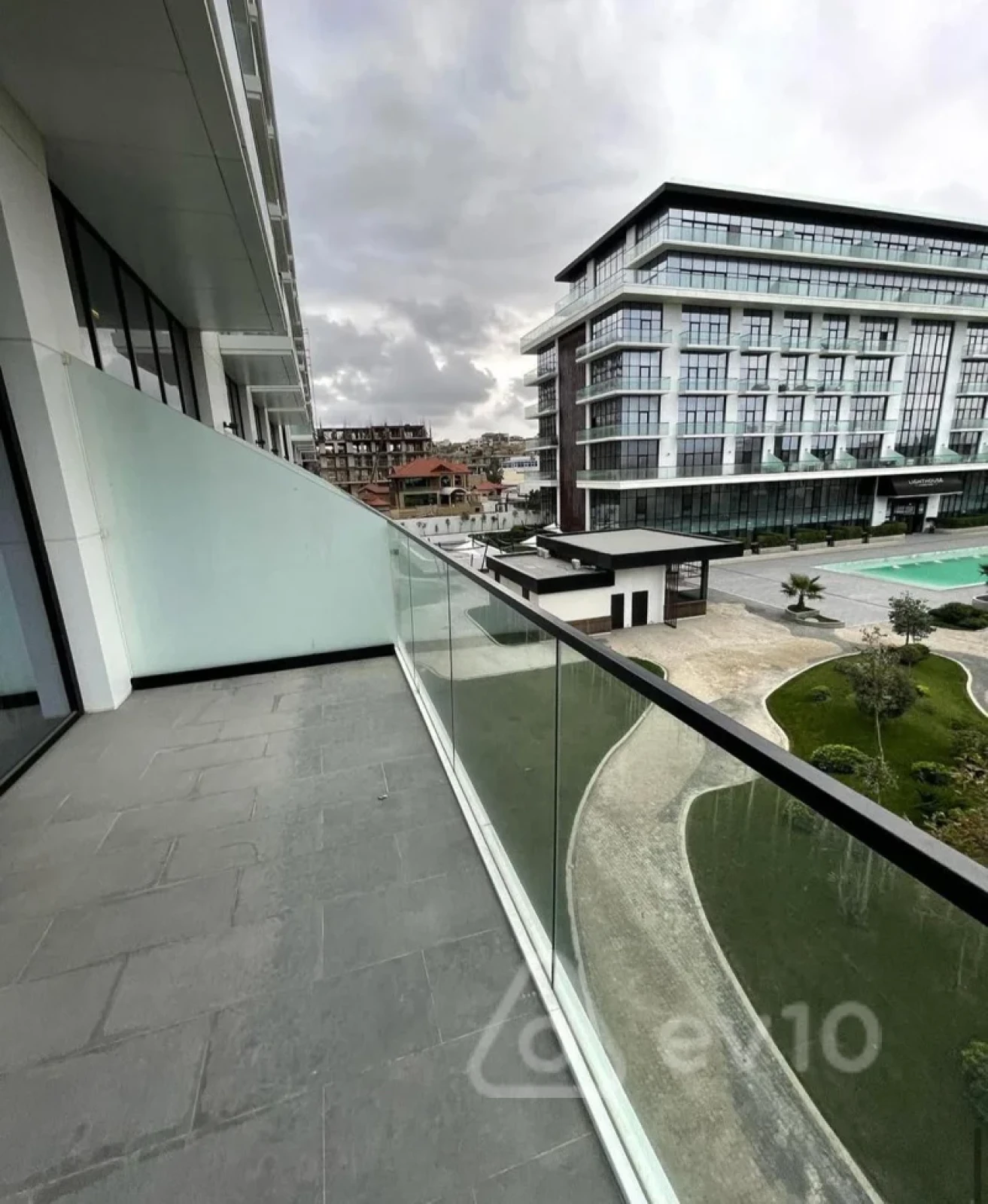 Satılır 1 otaqlı yeni tikili 59 m²