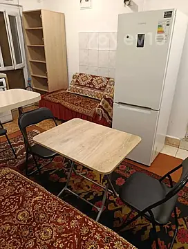 Kirayə verilir 1 otaqlı köhnə tikili 45 m²