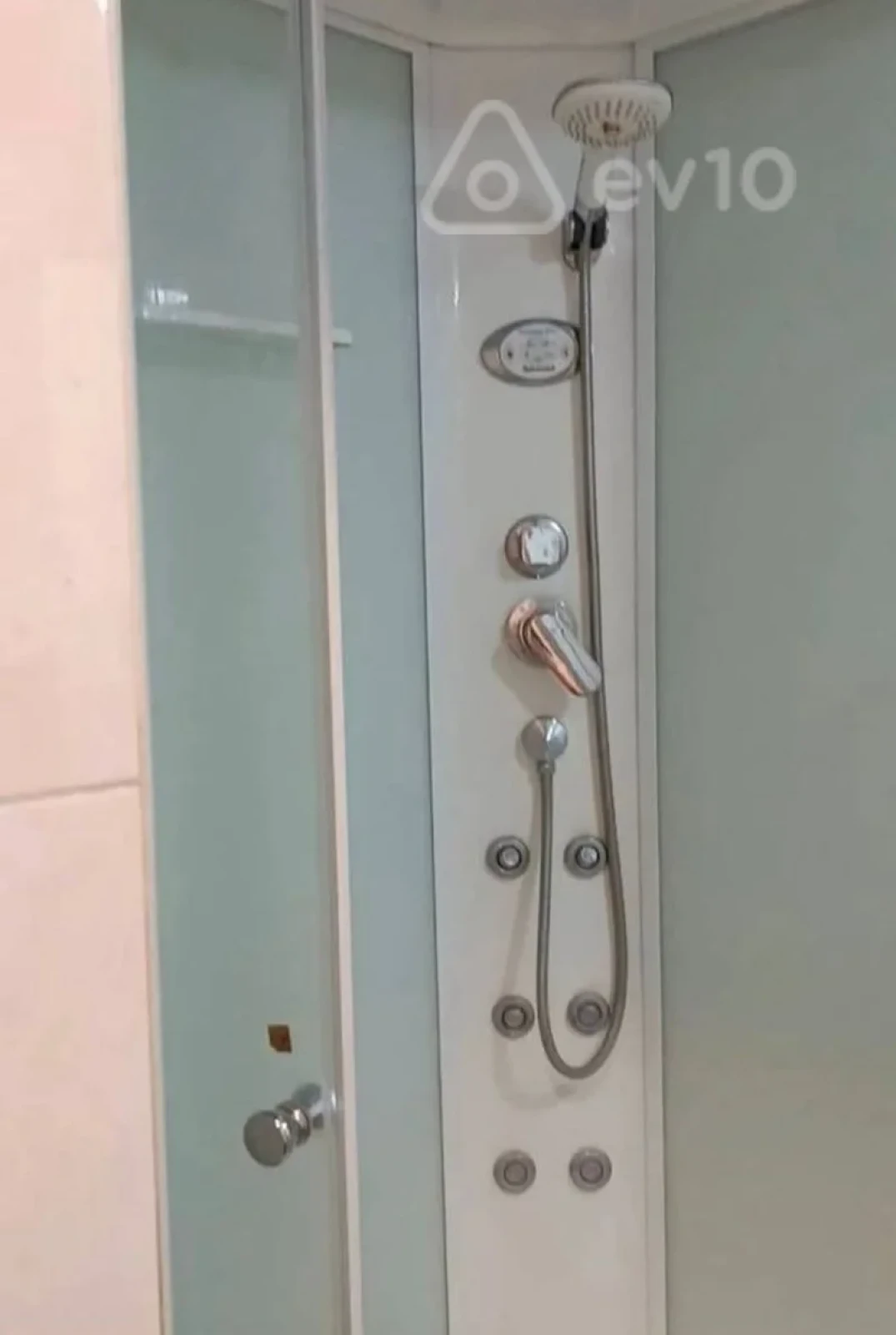 Kirayə verilir 1 otaqlı köhnə tikili 45 m²