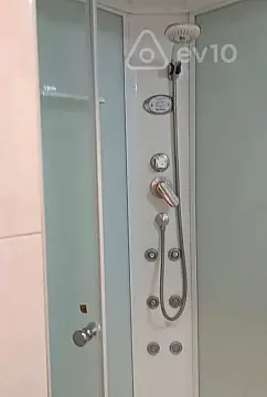 Kirayə verilir 1 otaqlı köhnə tikili 45 m²