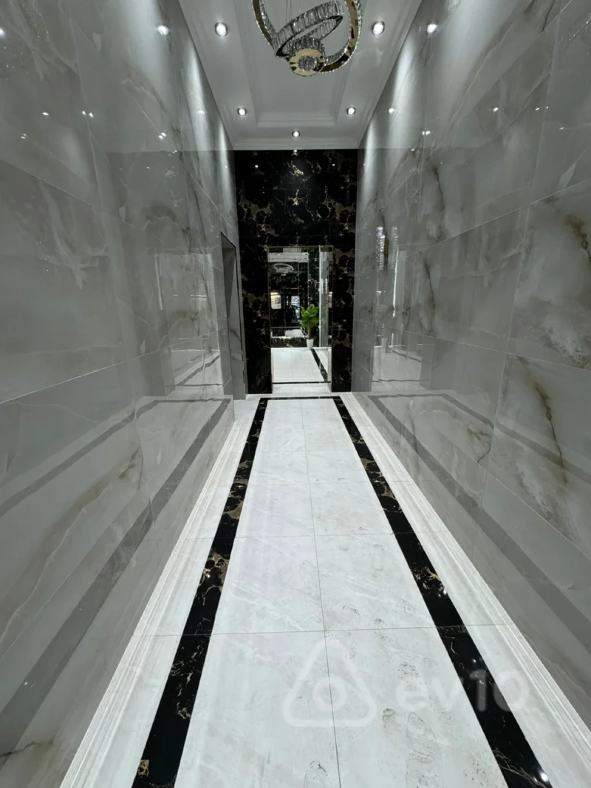 Satılır 4 otaqlı yeni tikili 185 m²