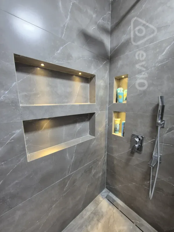 Kirayə verilir 2 otaqlı yeni tikili 50 m²