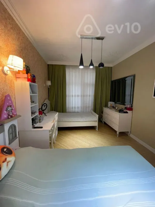 Satılır 4 otaqlı yeni tikili 170 m²