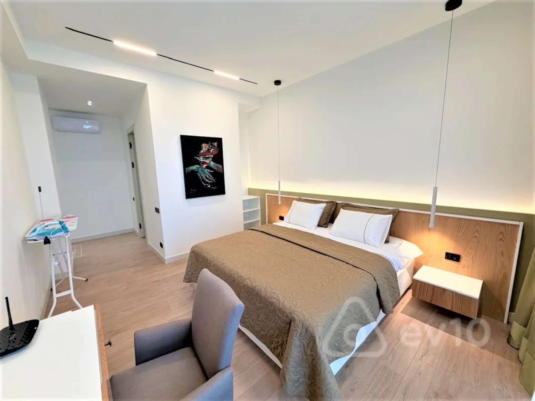 Kirayə verilir 4 otaqlı yeni tikili 220 m²