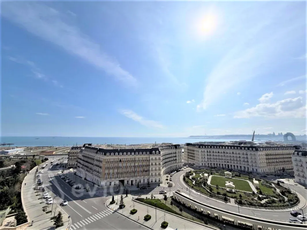 Kirayə verilir 4 otaqlı yeni tikili 220 m²