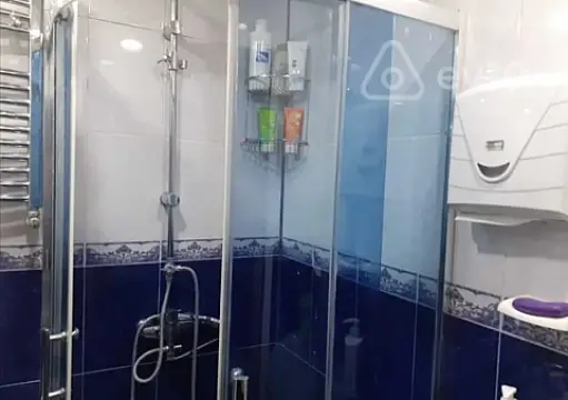 Kirayə verilir 2 otaqlı köhnə tikili 60 m²