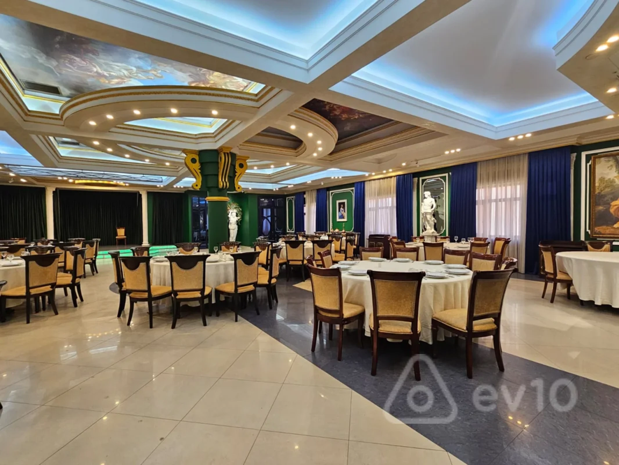 Kirayə verilir mənzil 500 m²