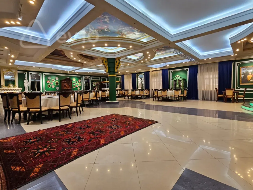 Kirayə verilir mənzil 500 m²