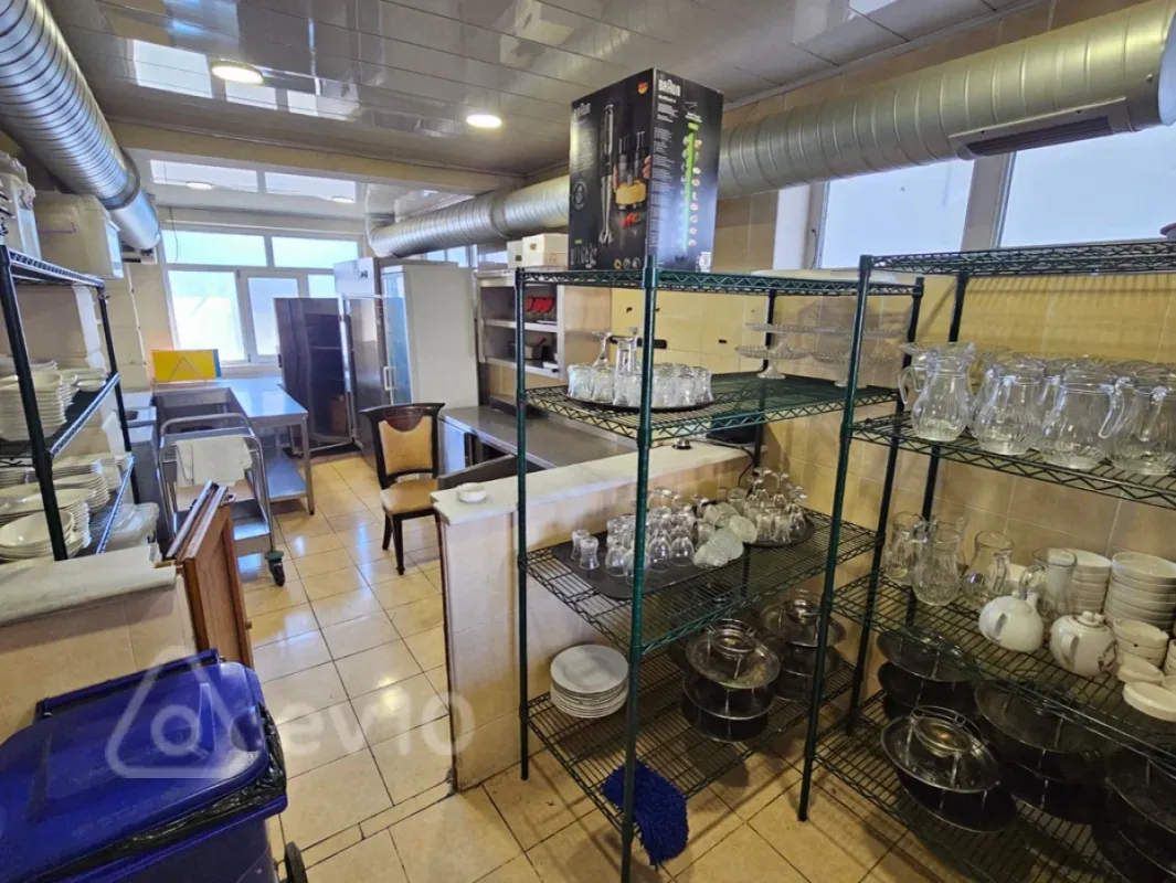 Kirayə verilir mənzil 500 m²