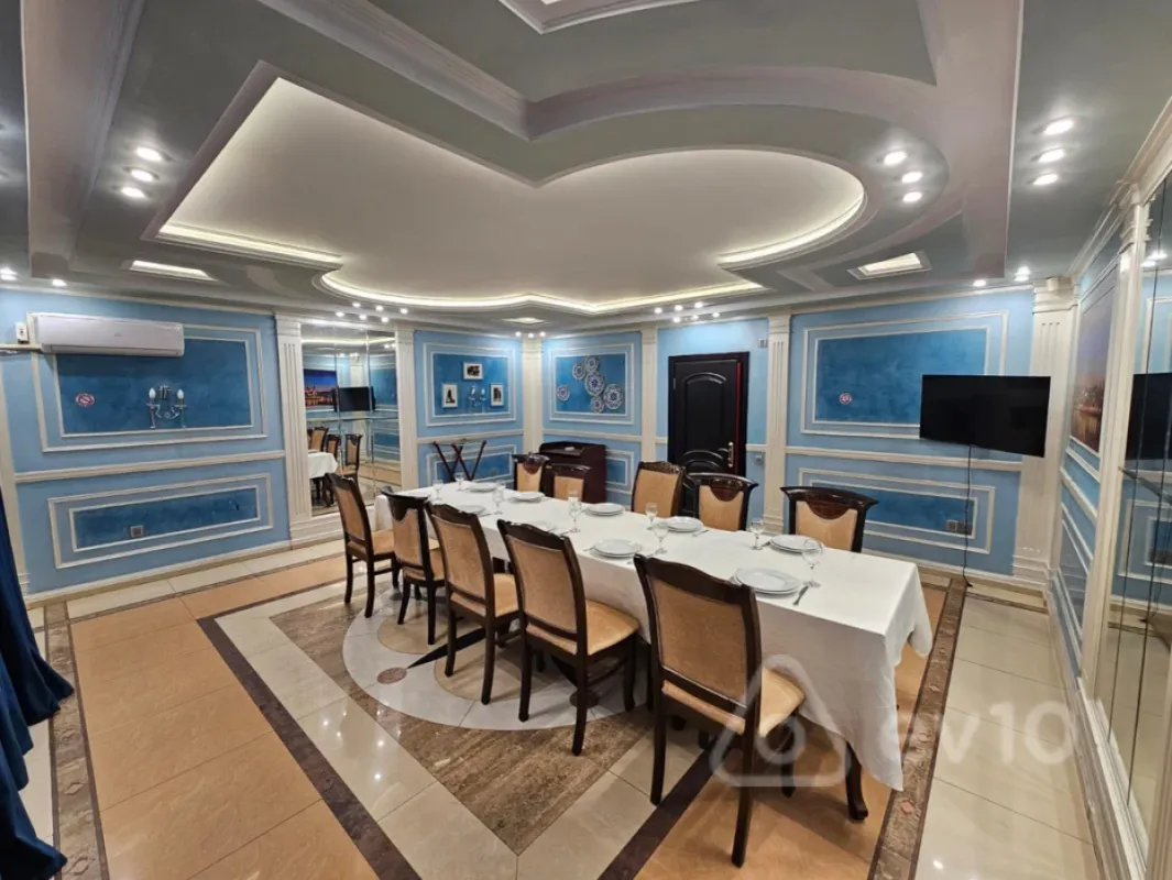 Kirayə verilir mənzil 500 m²